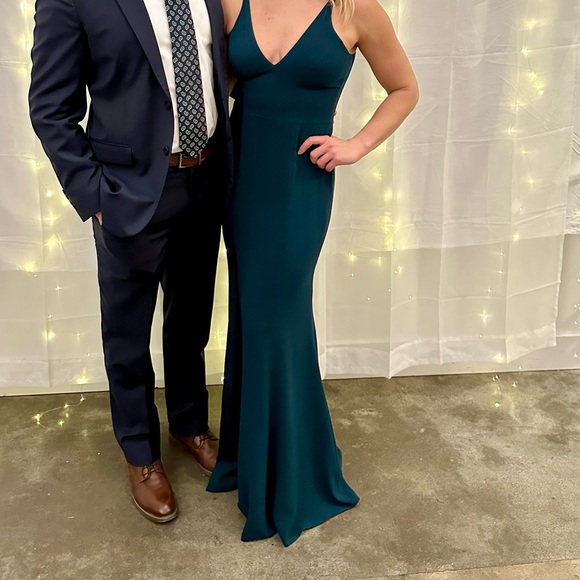 Dress the Population Iris Slit Crepe Gown in New Pine, medium - Picture 10 of 11